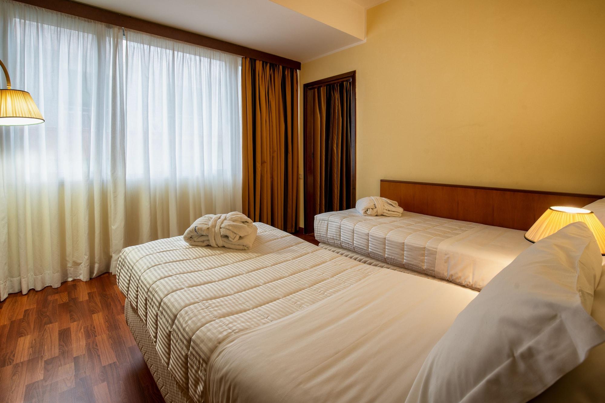 מסינה Hotel Royal Palace מראה חיצוני תמונה
