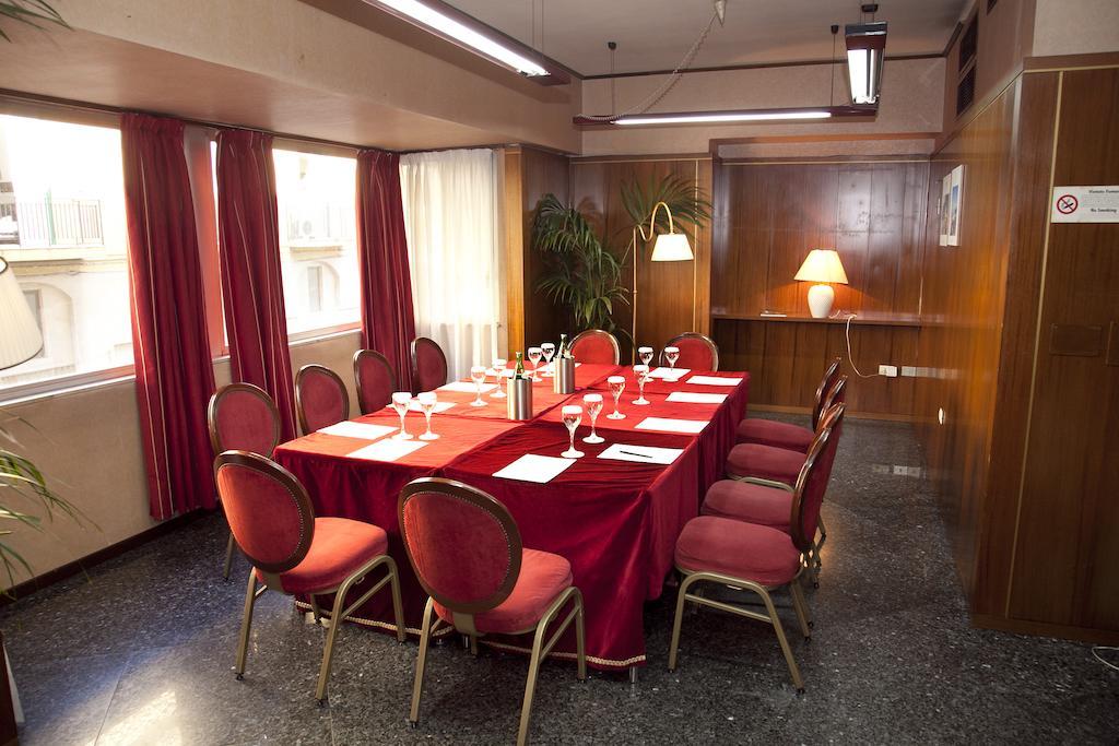 מסינה Hotel Royal Palace מראה חיצוני תמונה