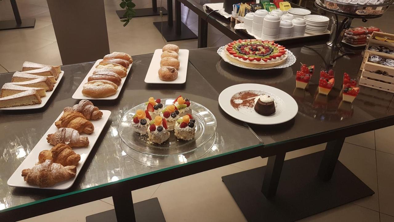 מסינה Hotel Royal Palace מראה חיצוני תמונה