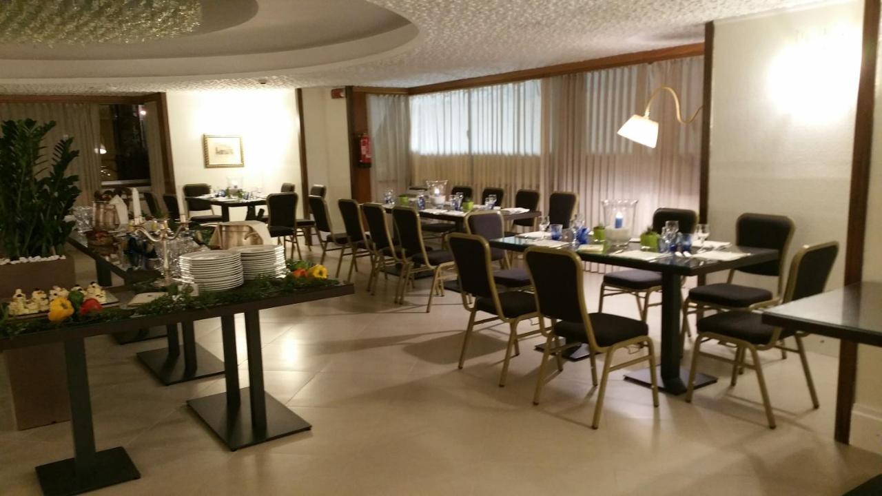 מסינה Hotel Royal Palace מראה חיצוני תמונה